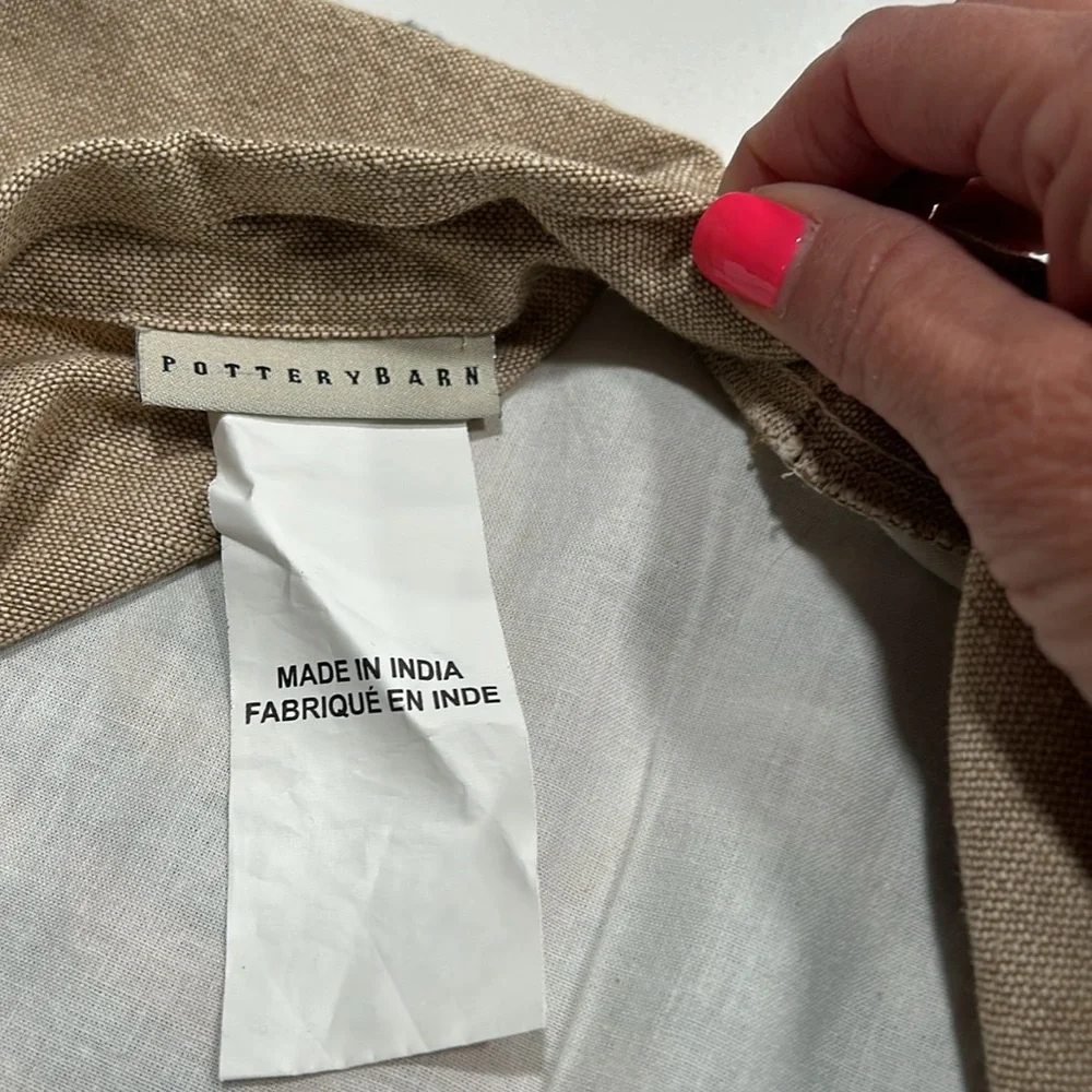 Pottery Barn pillow cover - Picture 3 of 9